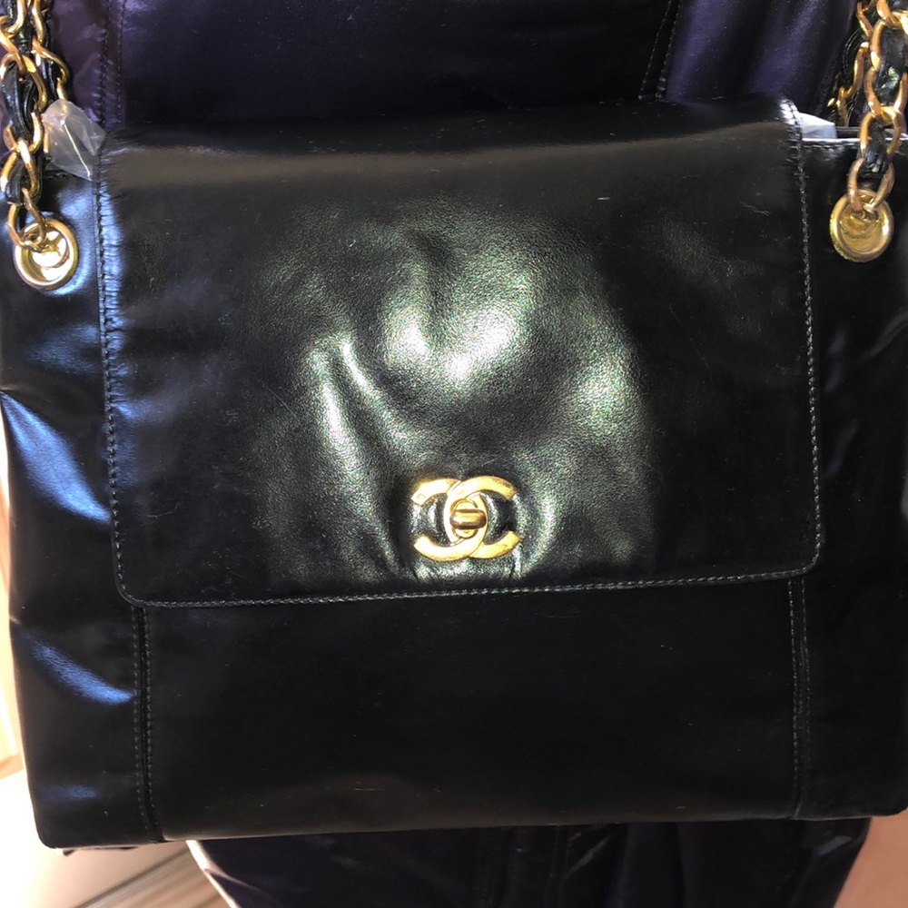 Chanel CC Classic Vintage turn lock gold shoulder bag - Picture 8 of 16
